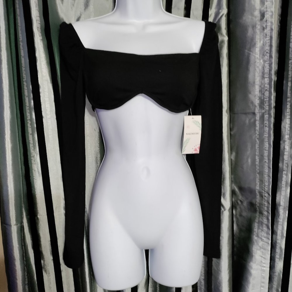 MakeMeChic - Sexy Long Sleeve Crop Top
